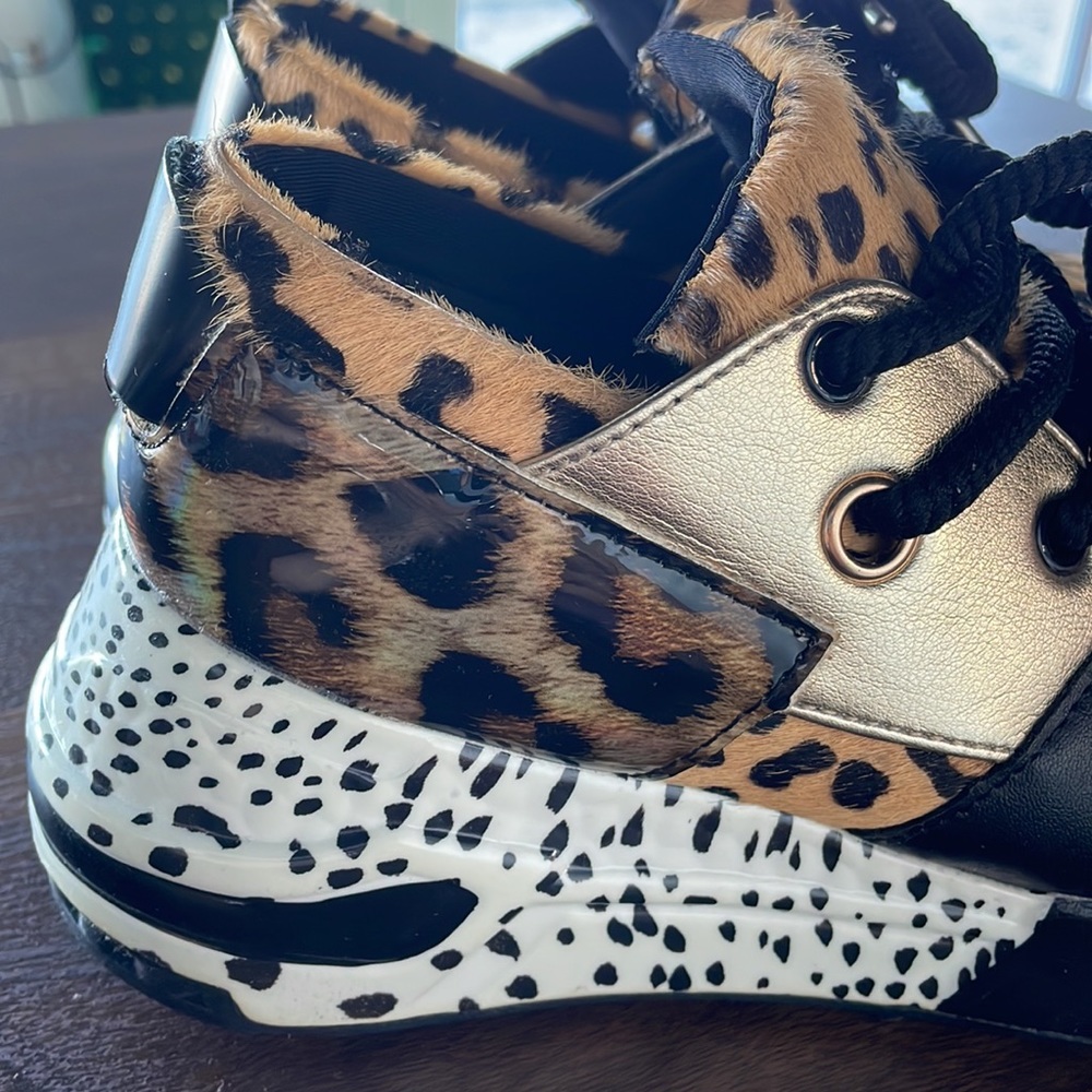 Steve Madden animal print sneakers - Picture 2 of 9
